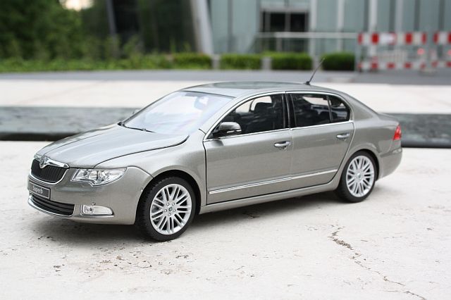 Re 2009 Skoda Superb Re 2009 Skoda Superb